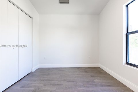 House in Pompano Beach, Florida 3 bedrooms № 2060761 - photo 26