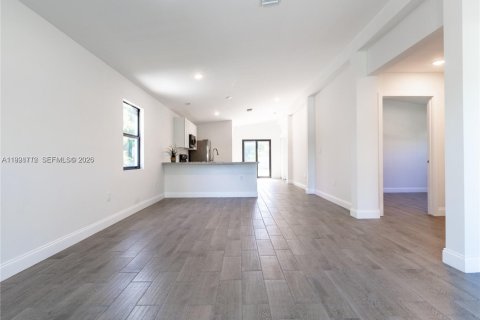 House in Pompano Beach, Florida 3 bedrooms № 2060761 - photo 22