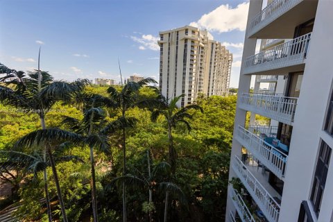 Condominio en alquiler en Miami, Florida, 2 dormitorios, 141.21 m2 № 1699638 - foto 21