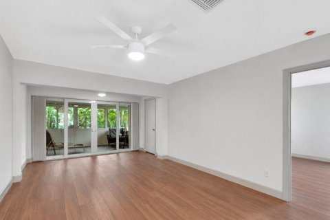 Copropriété à louer à Delray Beach, Floride: 2 chambres, 108.42 m2 № 2167915 - photo 3