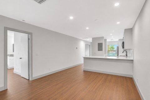 Copropriété à louer à Delray Beach, Floride: 2 chambres, 108.42 m2 № 2167915 - photo 4