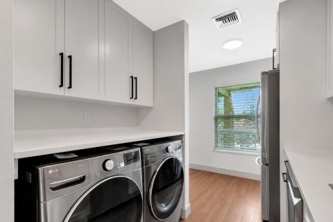 Copropriété à louer à Delray Beach, Floride: 2 chambres, 108.42 m2 № 2167915 - photo 2