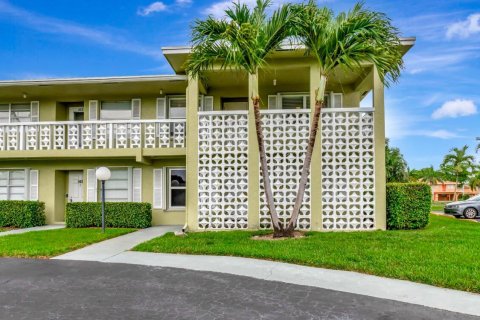 Copropriété à louer à Delray Beach, Floride: 2 chambres, 108.42 m2 № 2167915 - photo 1