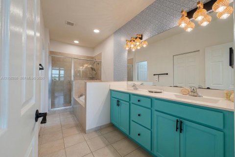Casa en venta en Homestead, Florida, 3 dormitorios, 188.03 m2 № 2431282 - foto 28
