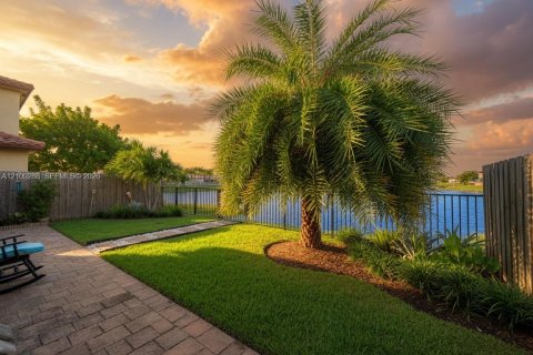 Casa en venta en Homestead, Florida, 3 dormitorios, 188.03 m2 № 2431282 - foto 4