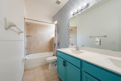 Casa en venta en Homestead, Florida, 3 dormitorios, 188.03 m2 № 2431282 - foto 23