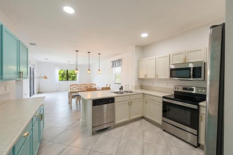Casa en venta en Homestead, Florida, 3 dormitorios, 188.03 m2 № 2431282 - foto 8