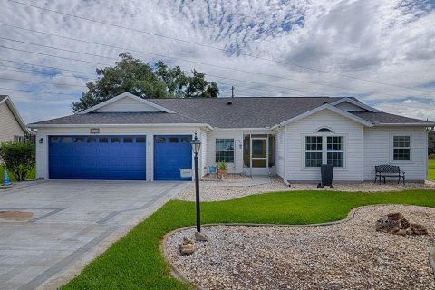 Villa ou maison à Leesburg, Floride 3 chambres, 237.37 m2 № 2215547