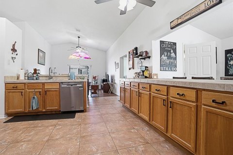 Villa ou maison à vendre à Leesburg, Floride: 3 chambres, 237.37 m2 № 2215547 - photo 5