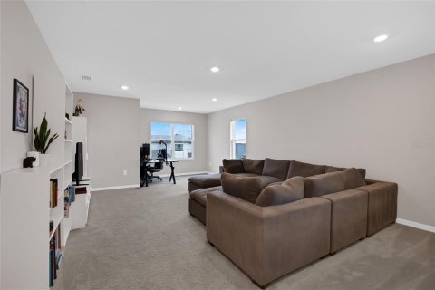Casa en venta en Wesley Chapel, Florida, 5 dormitorios, 369.29 m2 № 2092105 - foto 25