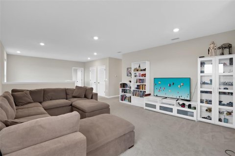 Casa en venta en Wesley Chapel, Florida, 5 dormitorios, 369.29 m2 № 2092105 - foto 28
