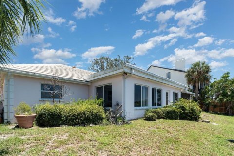 House in Bradenton, Florida 2 bedrooms, 195.09 sq.m. № 1887039 - photo 20