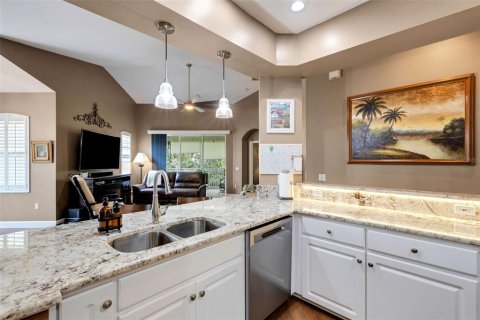 Condominio en venta en Lakeland, Florida, 3 dormitorios, 165.37 m2 № 1856615 - foto 15