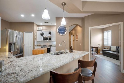 Condominio en venta en Lakeland, Florida, 3 dormitorios, 165.37 m2 № 1856615 - foto 13