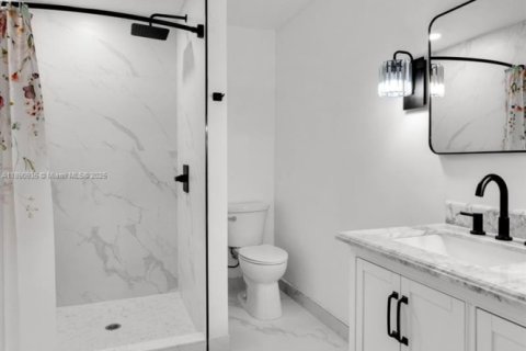 Casa en venta en Miami, Florida, 4 dormitorios, 182.55 m2 № 1944860 - foto 22