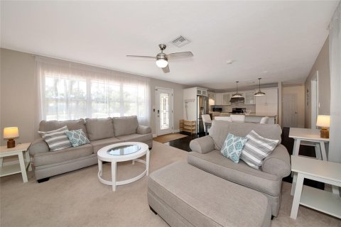 House in Sarasota, Florida 3 bedrooms, 130.25 sq.m. № 1767261 - photo 4