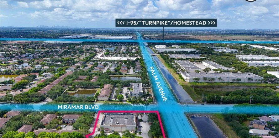 Коммерческая недвижимость в Мирамар, Флорида № 2034874