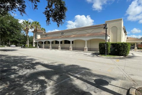 Купить коммерческую недвижимость в Мирамар, Флорида № 2034874 - фото 4