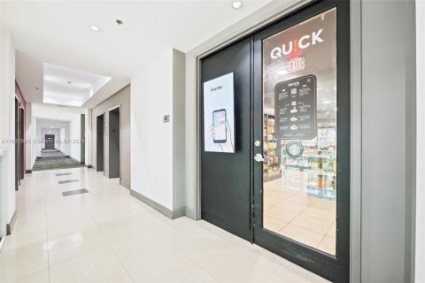 Купить кондоминиум в Майами, Флорида 2 спальни, 105.91м2, № 2014078 - фото 26