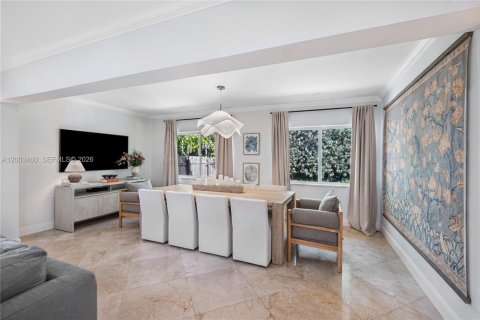 Villa ou maison à vendre à Pinecrest, Floride: 5 chambres, 279.08 m2 № 2066900 - photo 19