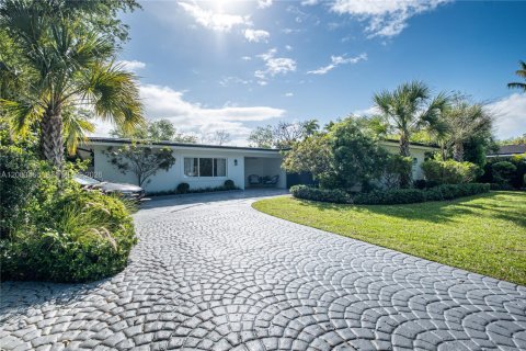 Villa ou maison à vendre à Pinecrest, Floride: 5 chambres, 279.08 m2 № 2066900 - photo 7