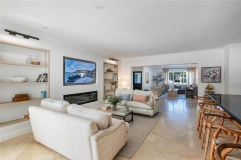 Villa ou maison à vendre à Pinecrest, Floride: 5 chambres, 279.08 m2 № 2066900 - photo 18