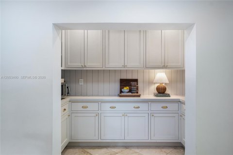 Villa ou maison à vendre à Pinecrest, Floride: 5 chambres, 279.08 m2 № 2066900 - photo 22