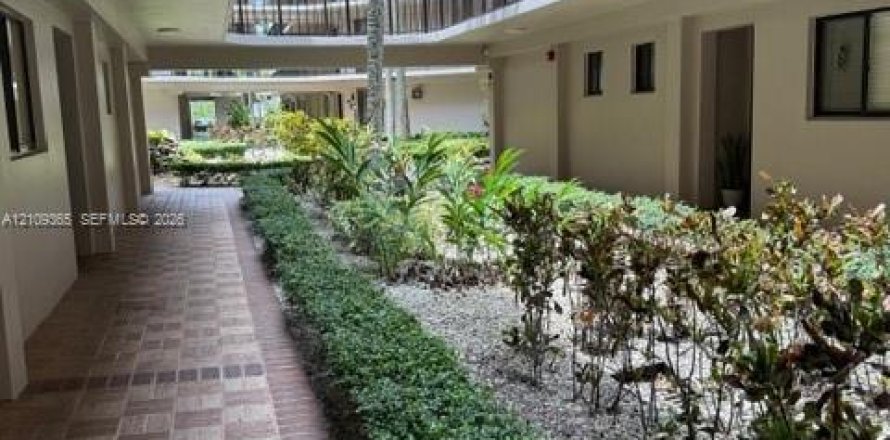 Condo à Miami, Floride, 2 chambres  № 2423013