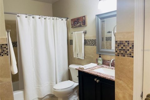 Снять в аренду таунхаус в Лейквуд Ранч, Флорида 2 комнаты, 93.46м2, № 1786724 - фото 15