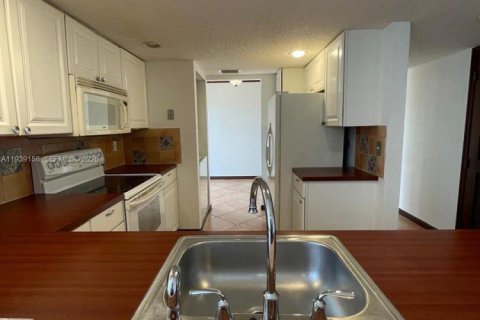 Condominio en alquiler en Lauderhill, Florida, 2 dormitorios, 118.91 m2 № 1997934 - foto 21