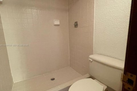 Condominio en alquiler en Lauderhill, Florida, 2 dormitorios, 118.91 m2 № 1997934 - foto 7