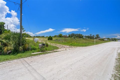 Land in Weeki Wachee, Florida № 1901214 - photo 14