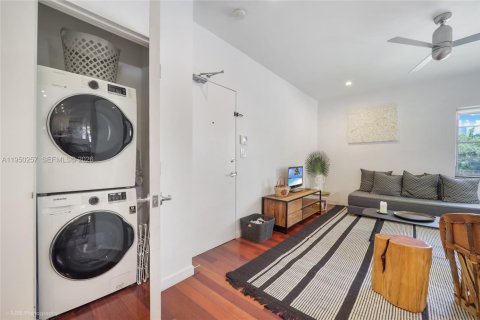 Снять в аренду кондоминиум в Майами-Бич, Флорида 1 спальня, 79.71м2, № 2005782 - фото 5