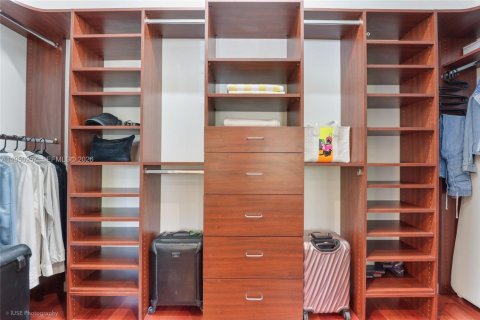 Снять в аренду кондоминиум в Майами-Бич, Флорида 1 спальня, 79.71м2, № 2005782 - фото 11