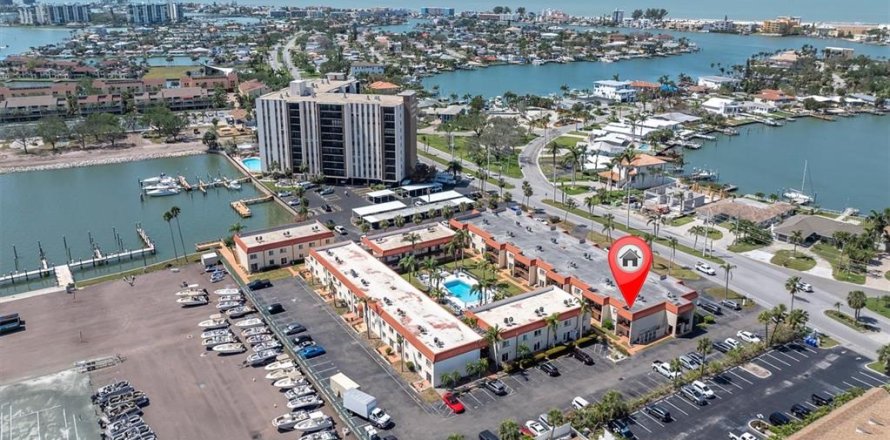 Condo à Treasure Island, Floride, 1 chambre  № 1630518
