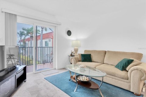 Copropriété à vendre à Treasure Island, Floride: 1 chambre, 59.92 m2 № 1630518 - photo 8