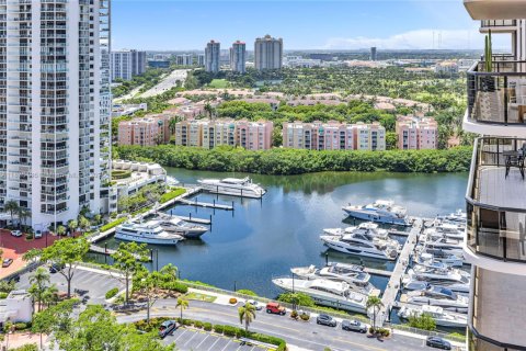 Copropriété à vendre à Aventura, Floride: 4 chambres, 282.79 m2 № 1841302 - photo 24