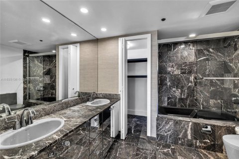 Copropriété à vendre à Aventura, Floride: 4 chambres, 282.79 m2 № 1841302 - photo 19