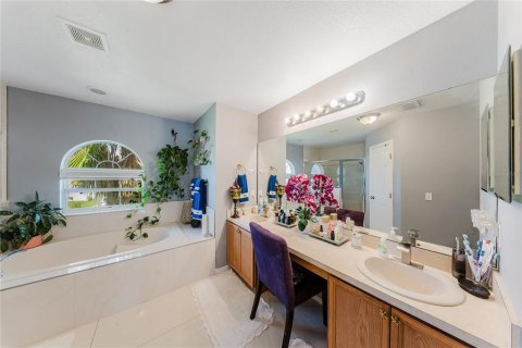 Casa en venta en Kissimmee, Florida, 4 dormitorios, 253.99 m2 № 1906615 - foto 25