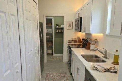 Villa ou maison à louer à Lehigh Acres, Floride: 3 chambres, 98.01 m2 № 2383954 - photo 3