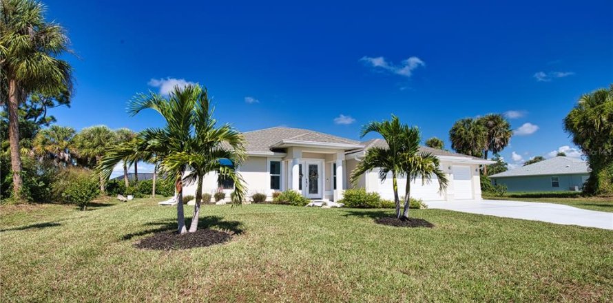 Villa ou maison à Rotonda, Floride 3 chambres, 165.09 m2 № 2421984