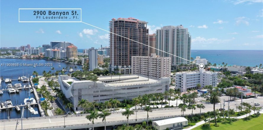Condo in Fort Lauderdale, Florida, 2 bedrooms  № 1953690