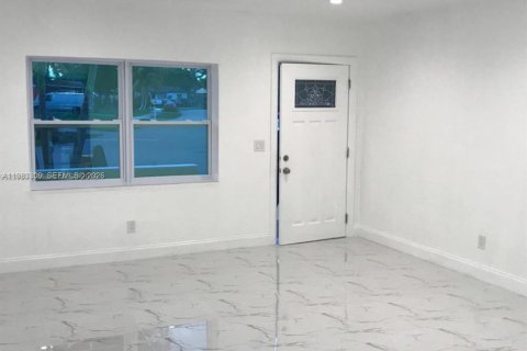 Casa en alquiler en North Lauderdale, Florida, 2 dormitorios, 92.9 m2 № 2050009 - foto 4