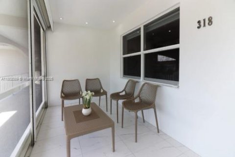 Купить кондоминиум в Халландейл-Бич, Флорида 2 спальни, 111.48м2, № 1981010 - фото 22