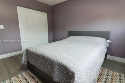 Купить кондоминиум в Халландейл-Бич, Флорида 2 спальни, 111.48м2, № 1981010 - фото 20