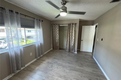Copropriété à vendre à Clearwater, Floride: 2 chambres, 76.92 m2 № 1720199 - photo 12