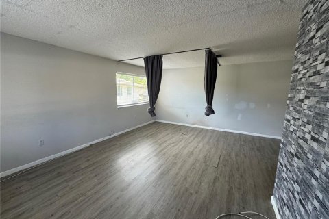 Copropriété à vendre à Clearwater, Floride: 2 chambres, 76.92 m2 № 1720199 - photo 5
