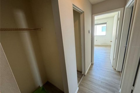 Copropriété à vendre à Clearwater, Floride: 2 chambres, 76.92 m2 № 1720199 - photo 9