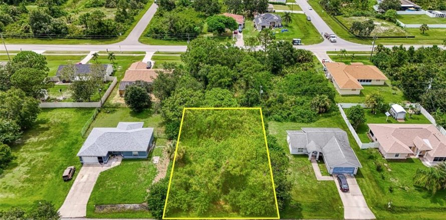 Land in North Port, Florida № 2165132