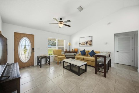Villa ou maison à vendre à Ocala, Floride: 4 chambres, 134.52 m2 № 2428890 - photo 9